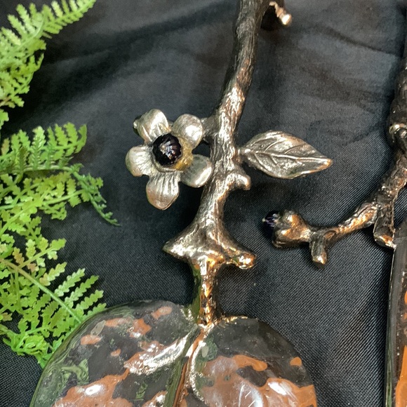 Bombay company amethyst collection silver branch & leaf wedding cake serving set - Picture 2 of 12